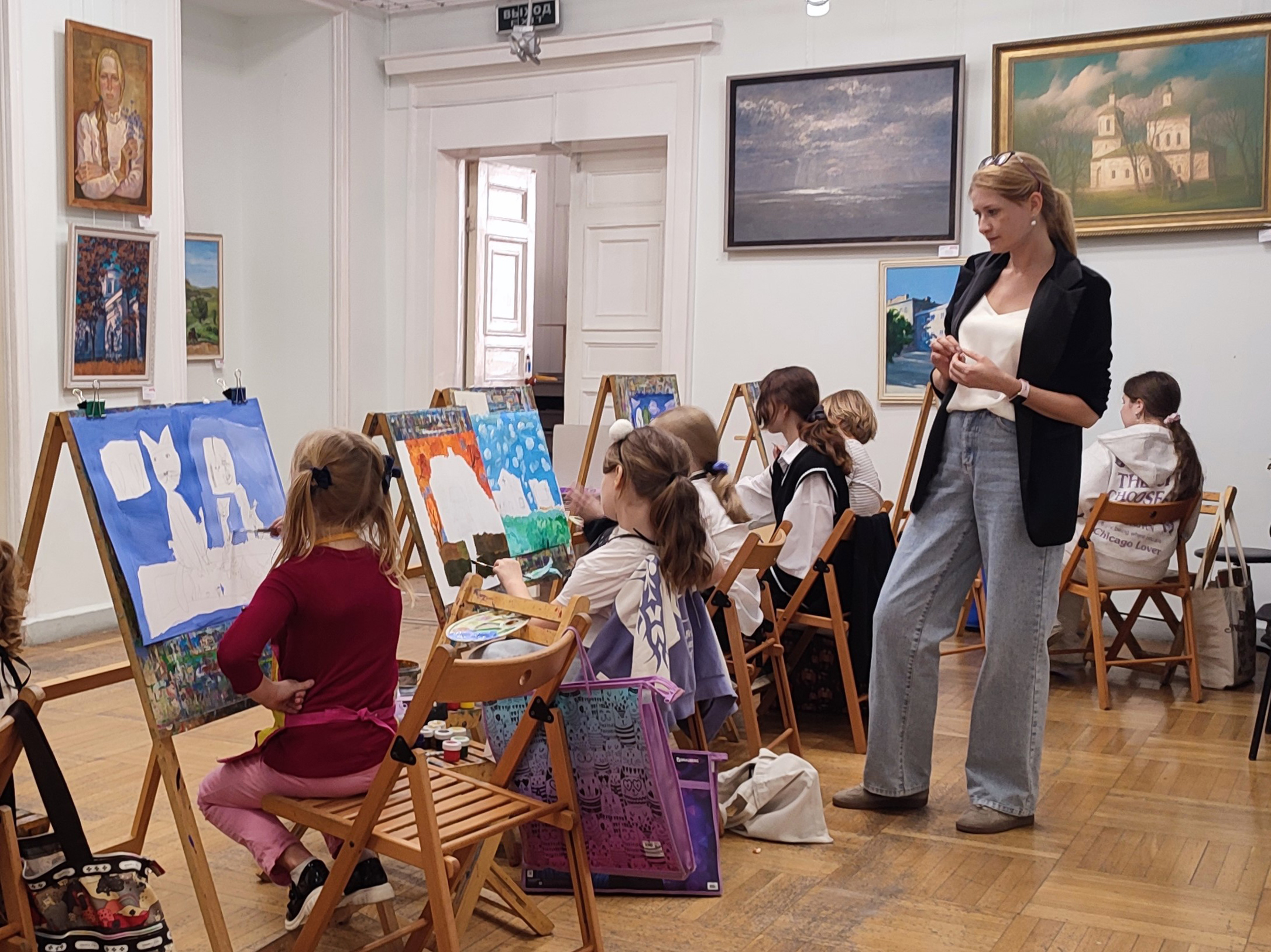 Вакансия преподавателя в ДХГ РОМИИ