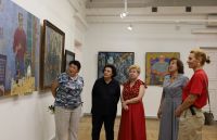 Открылась выставка «Дары музею»