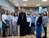 Учащиеся иконописного отделения Донской духовной семинарии посетили РОМИИ