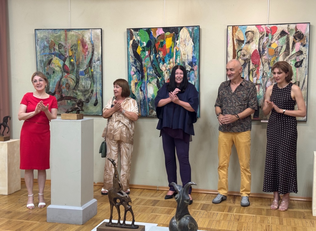 Сон бабочки, Бражник. Музей, афиша, живопись, картины, выставки, художники. Ростов-на-Дону