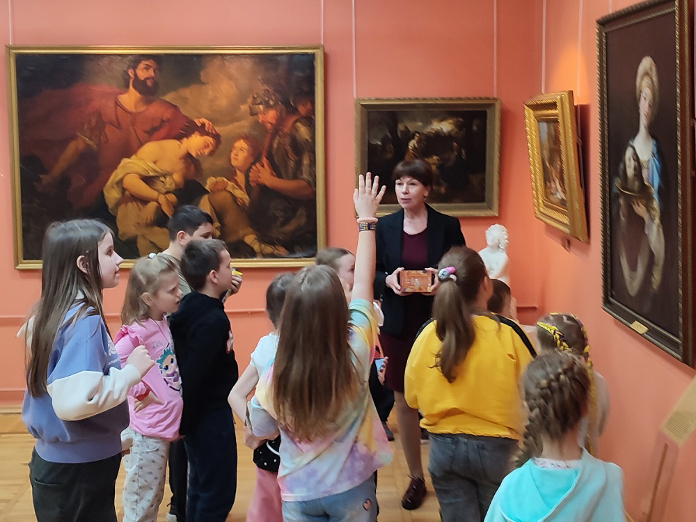 Арт-игры, дети в музее, занятия с детьми